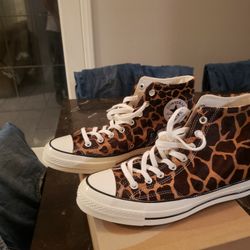 Converse Leopard Print