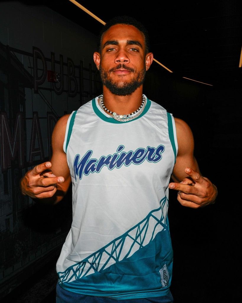 New And Never Worn JP Crawford Mariners Basketball Jersey XXL