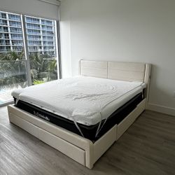King Size Bed With Storage And USB Ports