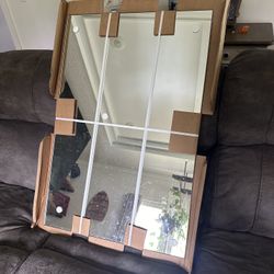  Mirror 24 Inch By 36 Inch 