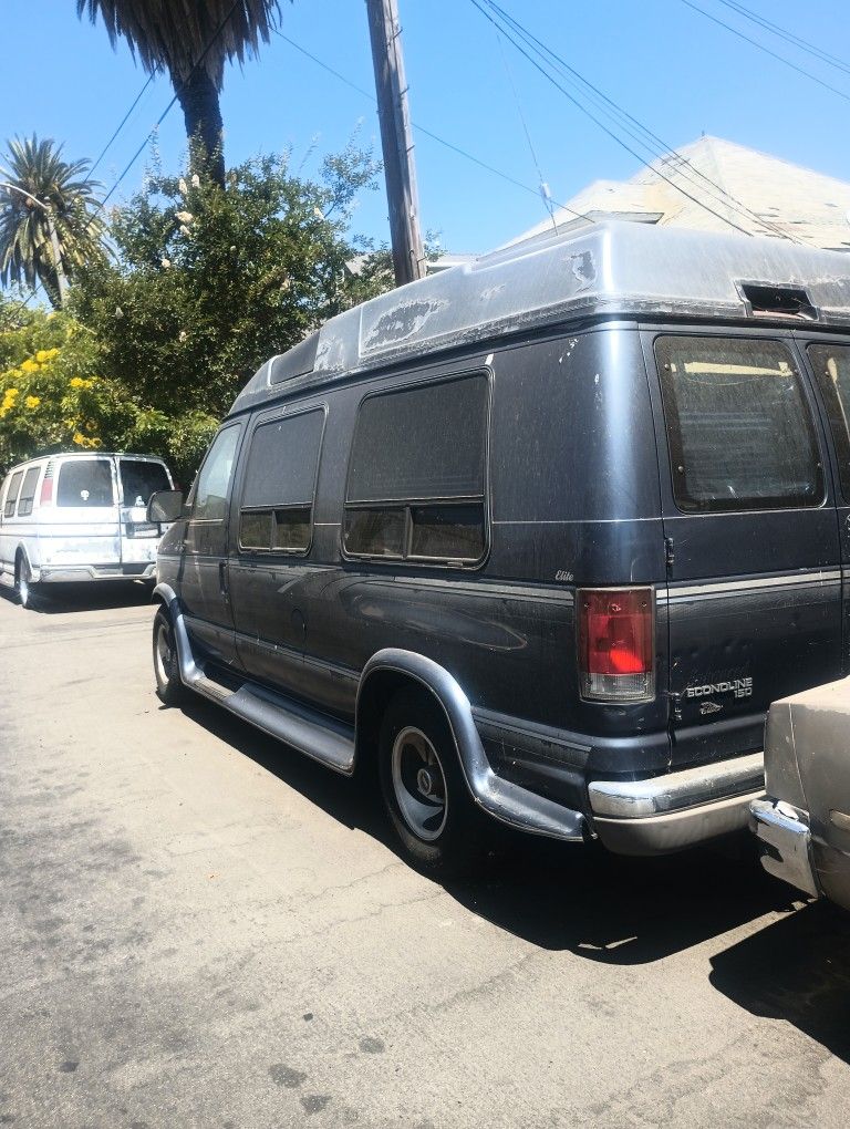 1998 Ford Econoline