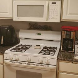 Stove And Microwave