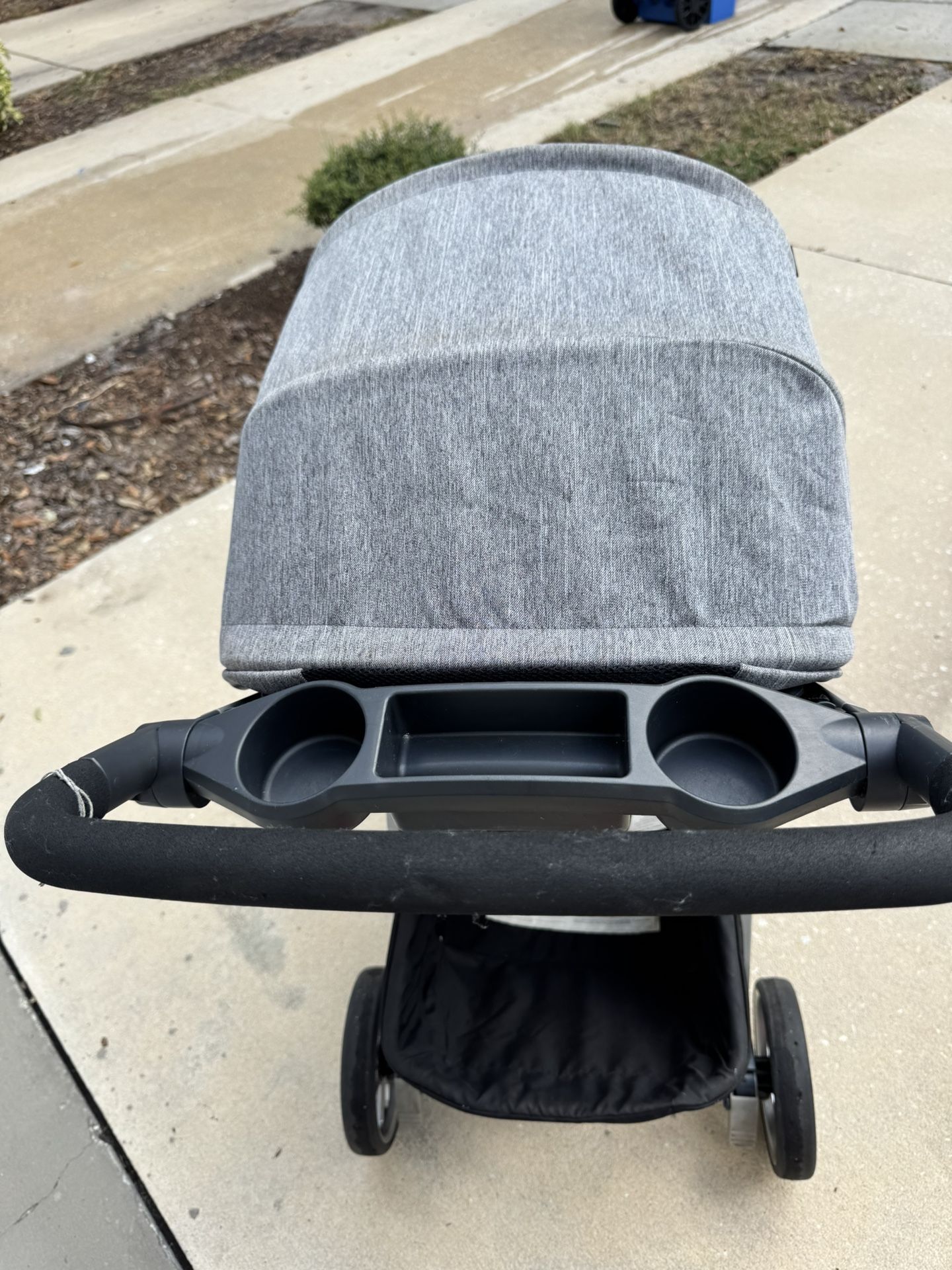Chicco Bravo Stroller Easy To Fold