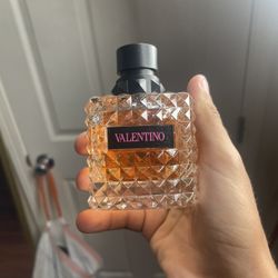 Valentino Perfume 
