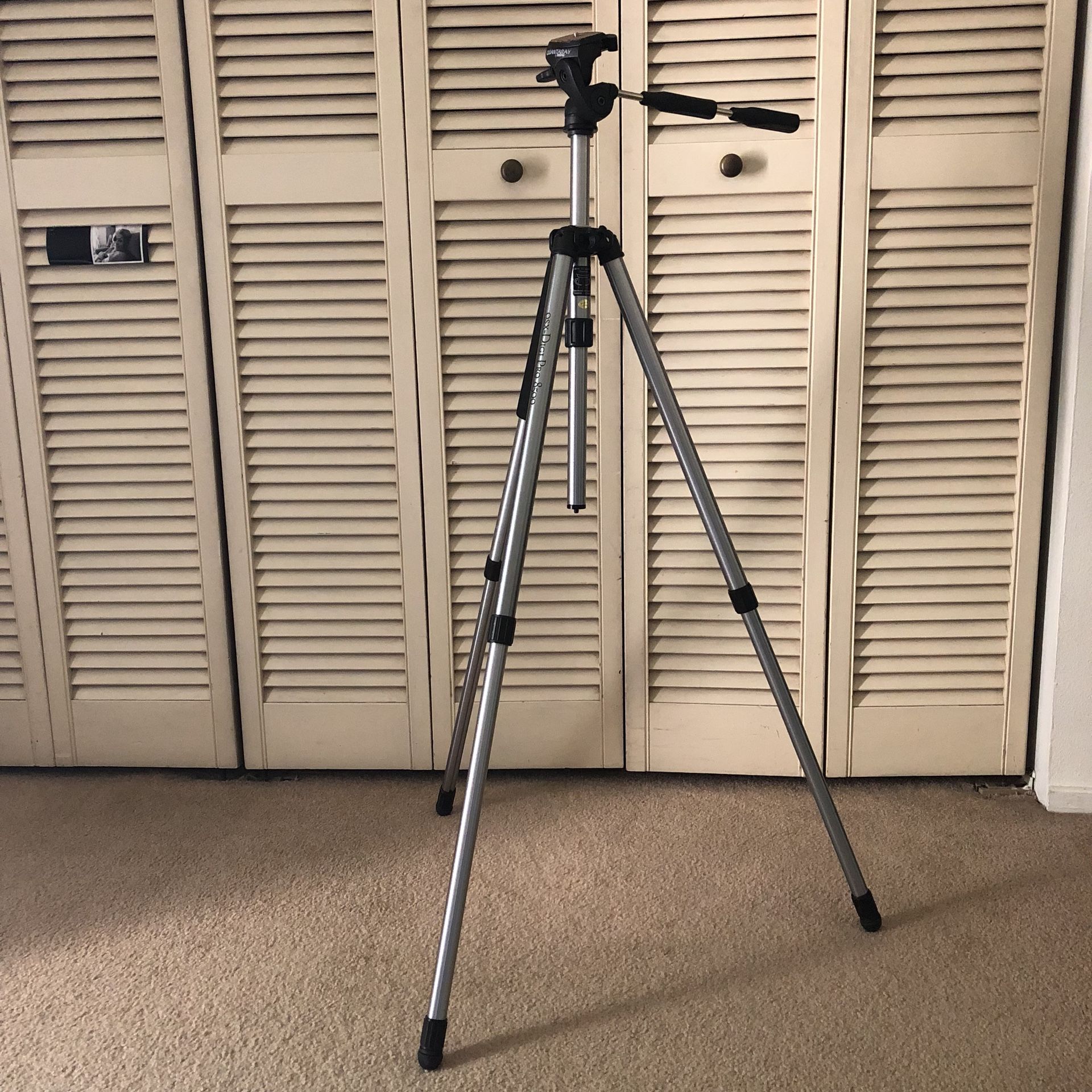Quantaray by Sunpak QSX-Digi Pro 8500 tripod.