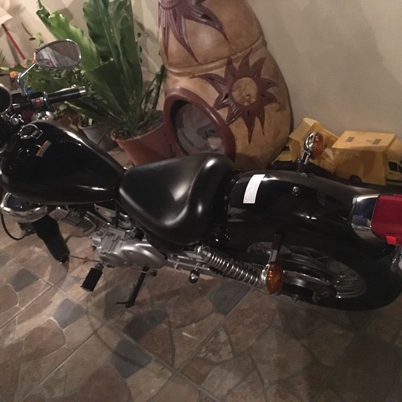 Yamaha v star250 2015 10k very nice motorcycle to learn it has a 600w audio clean first owner I bought it brand new..