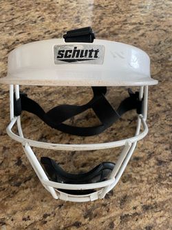 Schutt Titanium Varsity fielder mask with visor