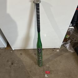 Easton Cyclone Softball Bat 