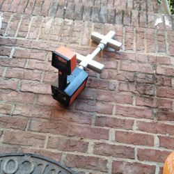 Metrotech 850 Pipe Locator