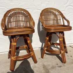 Vintage Bamboo and Rattan Swivel Stool/chair