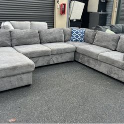 Sectional Couch 