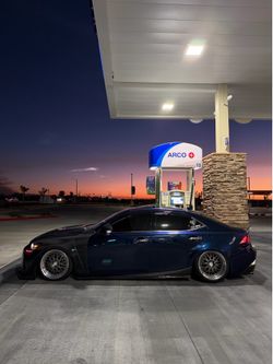 2017 Lexus IS 350