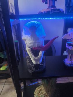 Venom Skull