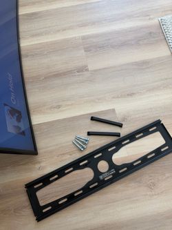 Wall Mount Bracket – Universal Flat/Low-Profile Mount
