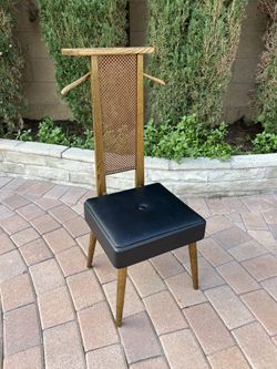MCM 1960s Gentleman's Valet Chair with Seat Compartment by Setwell