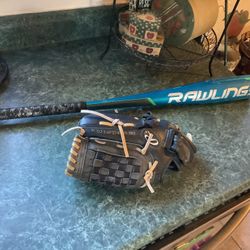 Baseball package including Rawlings 11.5” glove, Rawlinags baseball bat RX-4, 28” and 20 ounces And one baseball Plainfield, Illinois