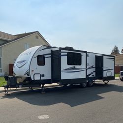 31 Ft Trailer 