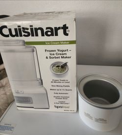 Ice cream makers, blender, ceramic pie dishes