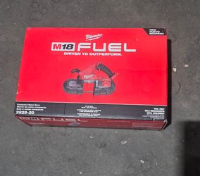 Milwaukee M18 FUEL Compact Band Saw 2829-20