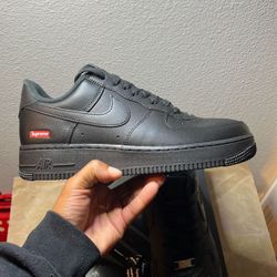 Nike Supreme x Air Force 1 Low 'Box Logo - Black' Size 9 
