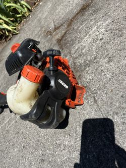 Echo SRM 225 String Trimmer Weed Whacker for Sale in Seattle, WA
