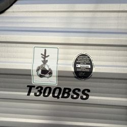 2020 Salem Travel Trailer W/ Slide Out & Bunks