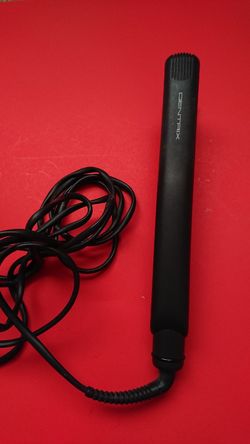 Centrix hair straightener