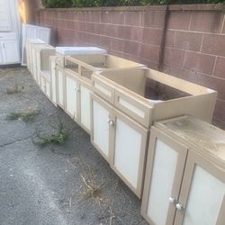 Kitchen Cabinets All For $220’