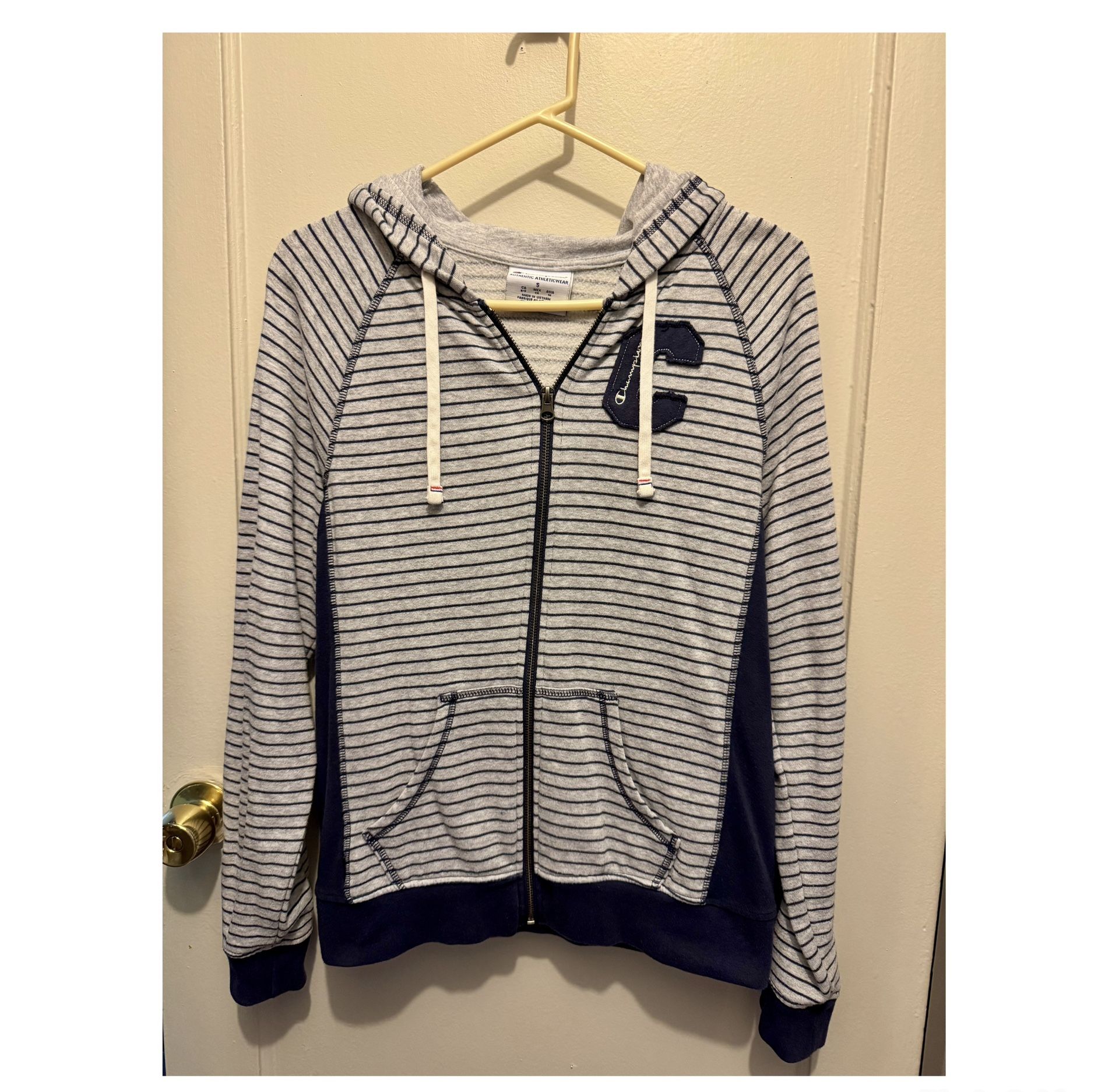 Unisex Champion grey and blue sriped L/S Zip Front Hoodie Size Small 