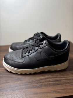 Black Nike Air Force 1 all leather men’s size 10