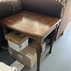 2 Small Tables 
