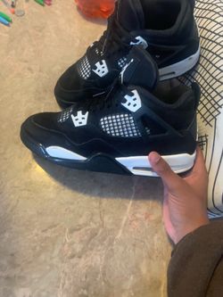Thunder 4s white