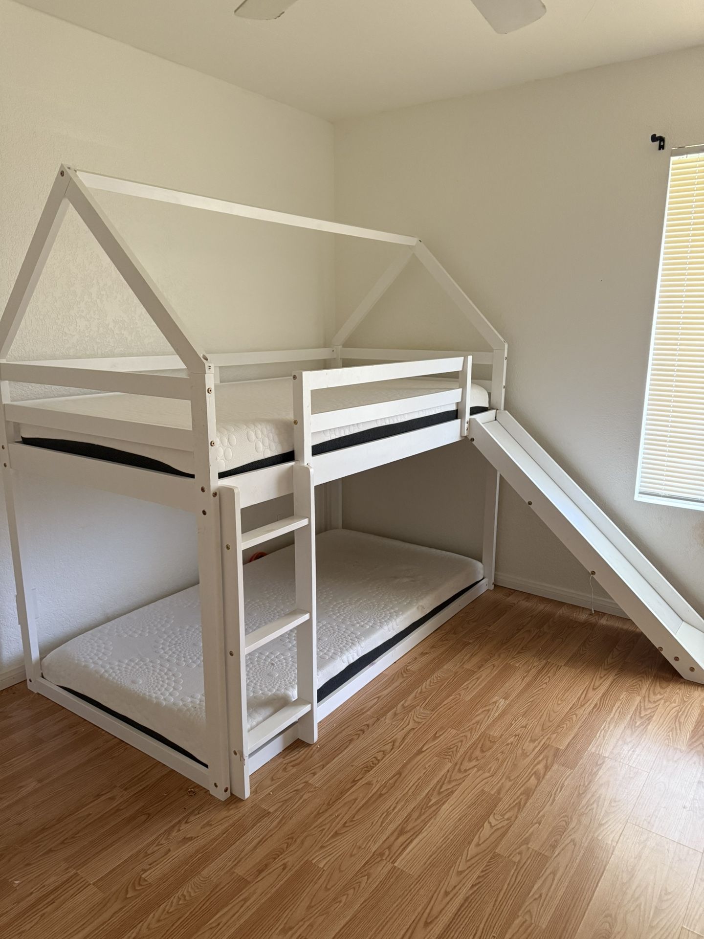 Twin Bunk Bed With Slide
