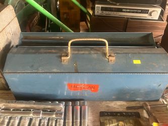 Small toolbox with top tray