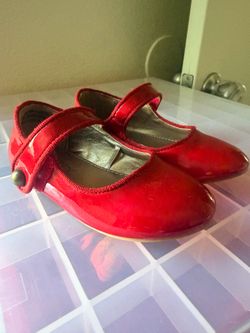 Girls Red Patent Mary Jane Dress Shoes size 7