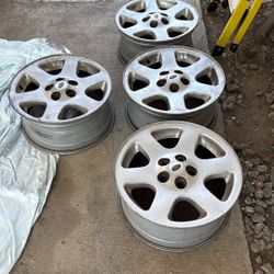 Set Of Land Rover Discovery Two Rims 18 Inch