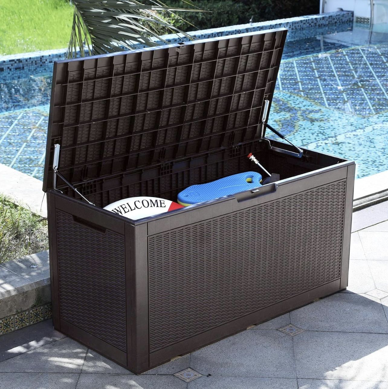 OUTDOOR DECK BOX LARGE SIZE 100 GALLON WATERPROOF AND LOCKABLE BRAND NEW IN BOX!!!