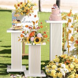 Pedestal Display Stands