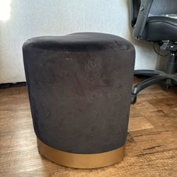 hello kitty impressions vanity chair
