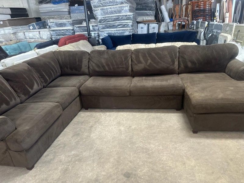 Sectional U Shape 🚚 Free Delivery 🚚