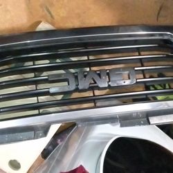Canyon grille, chrome housing/black/chome  insert grill   gmc  Chevy YUKON DENALI