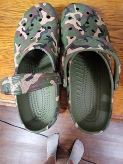 Gently used men's camouflage Crocs size 10 men size 12 women