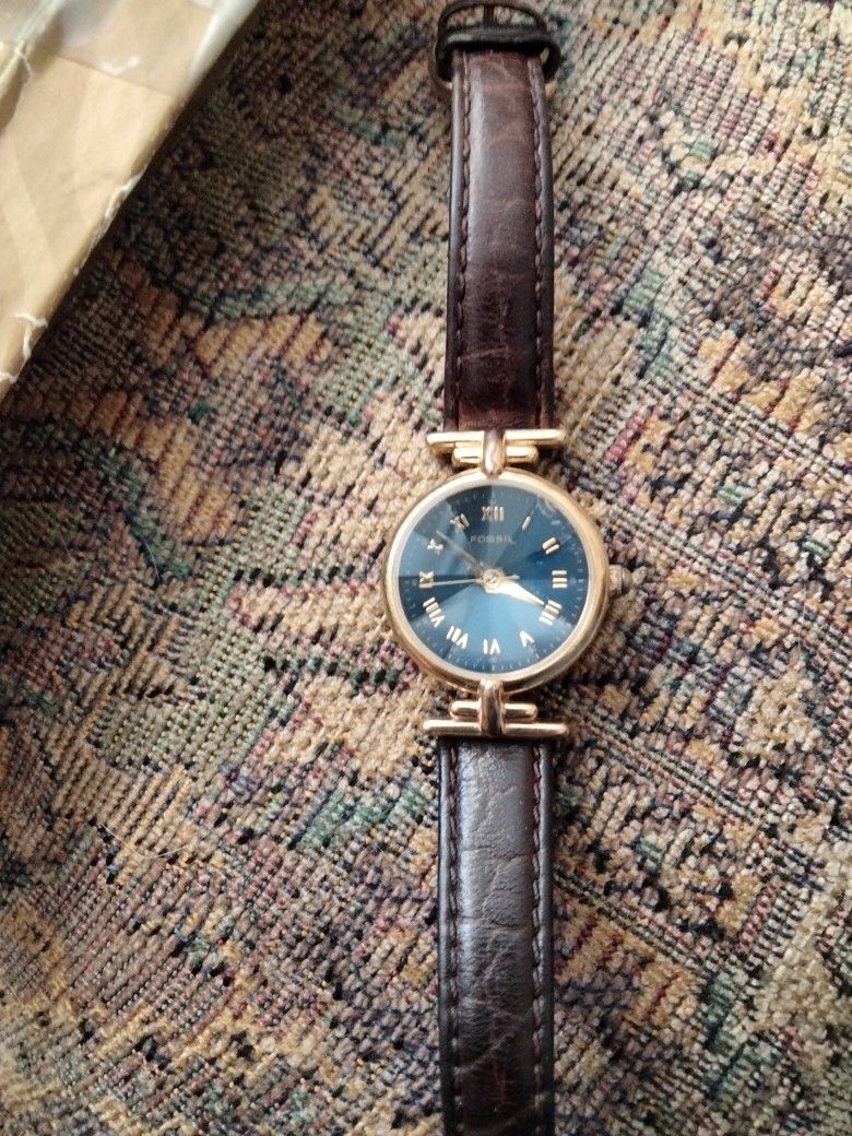 Fossil Women's Vintage Watch. Circa 1985