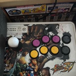 Street Fighter 4 Arcade Stick Collectors Edition
