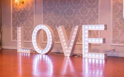 Wood illuminated letters