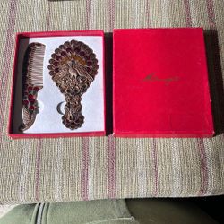 Vanity Mirror And Comb