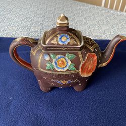 Vintage Hand painted elephant Teapot