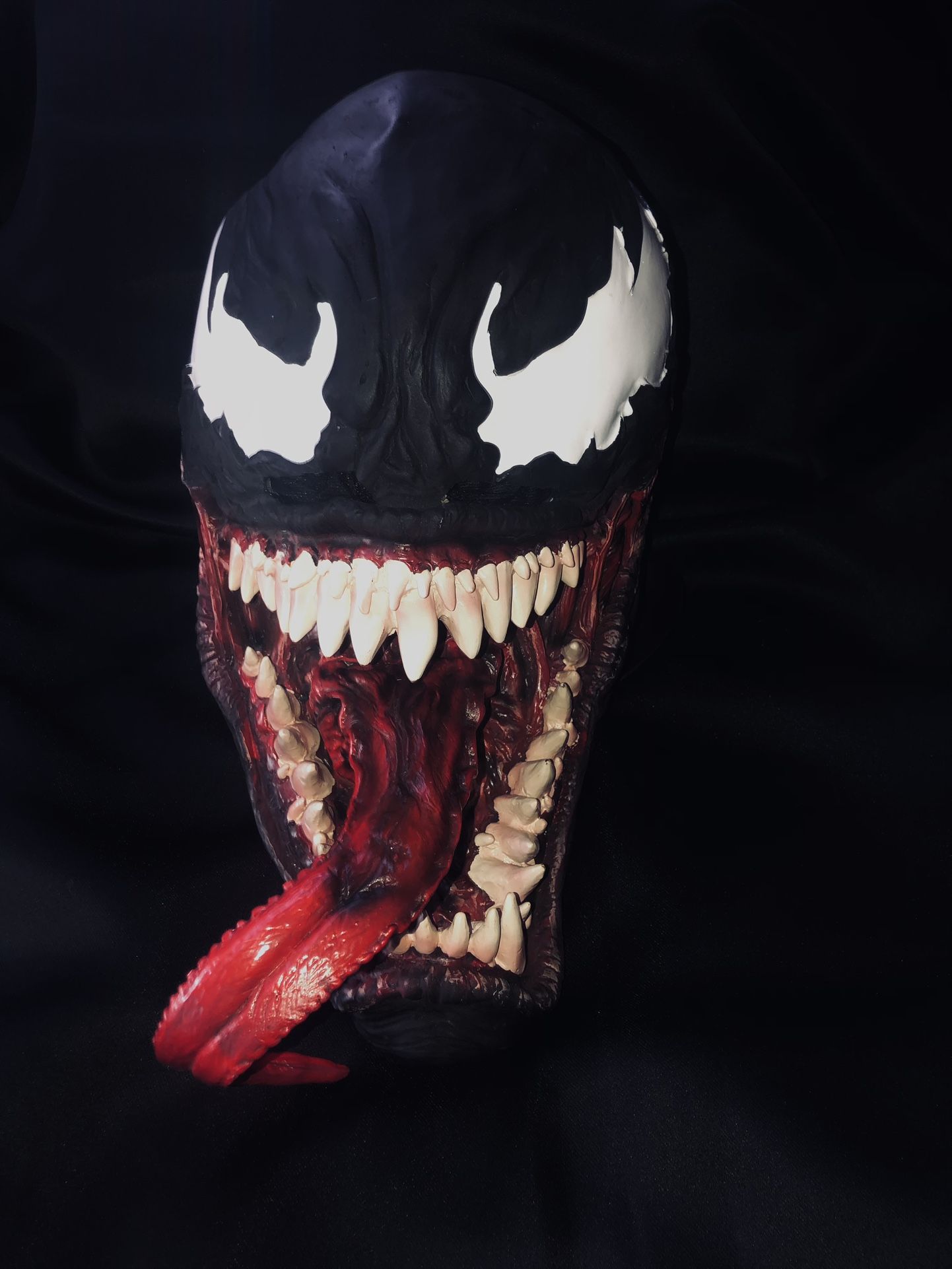 Venom Mask