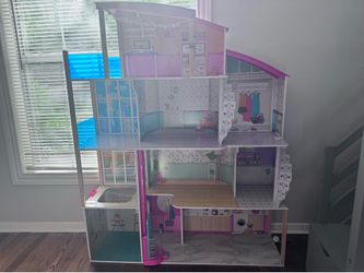 Dollhouse