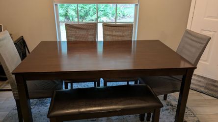 Dining room set